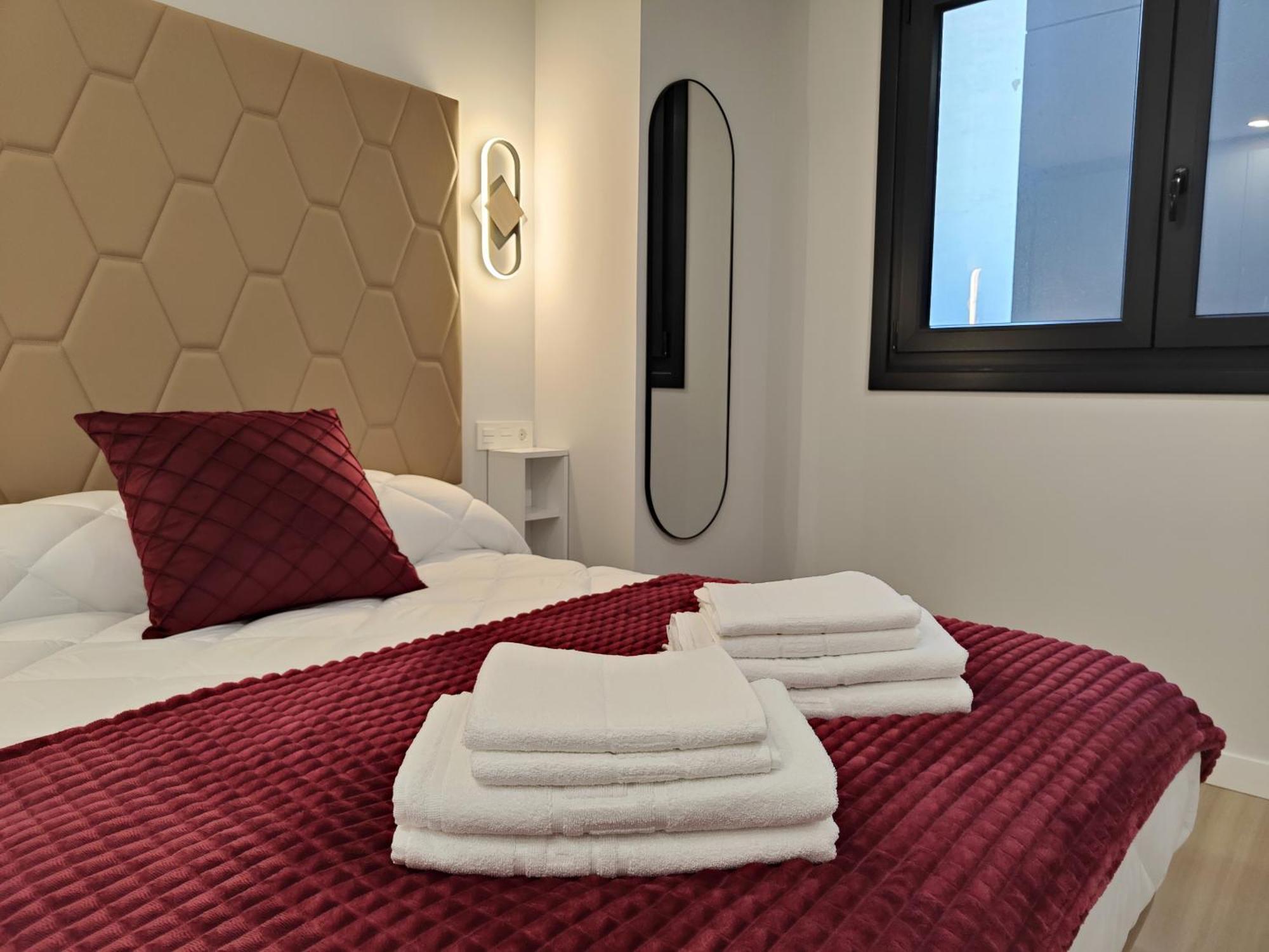 Apartamentos Centro Oviedo Caveda מראה חיצוני תמונה