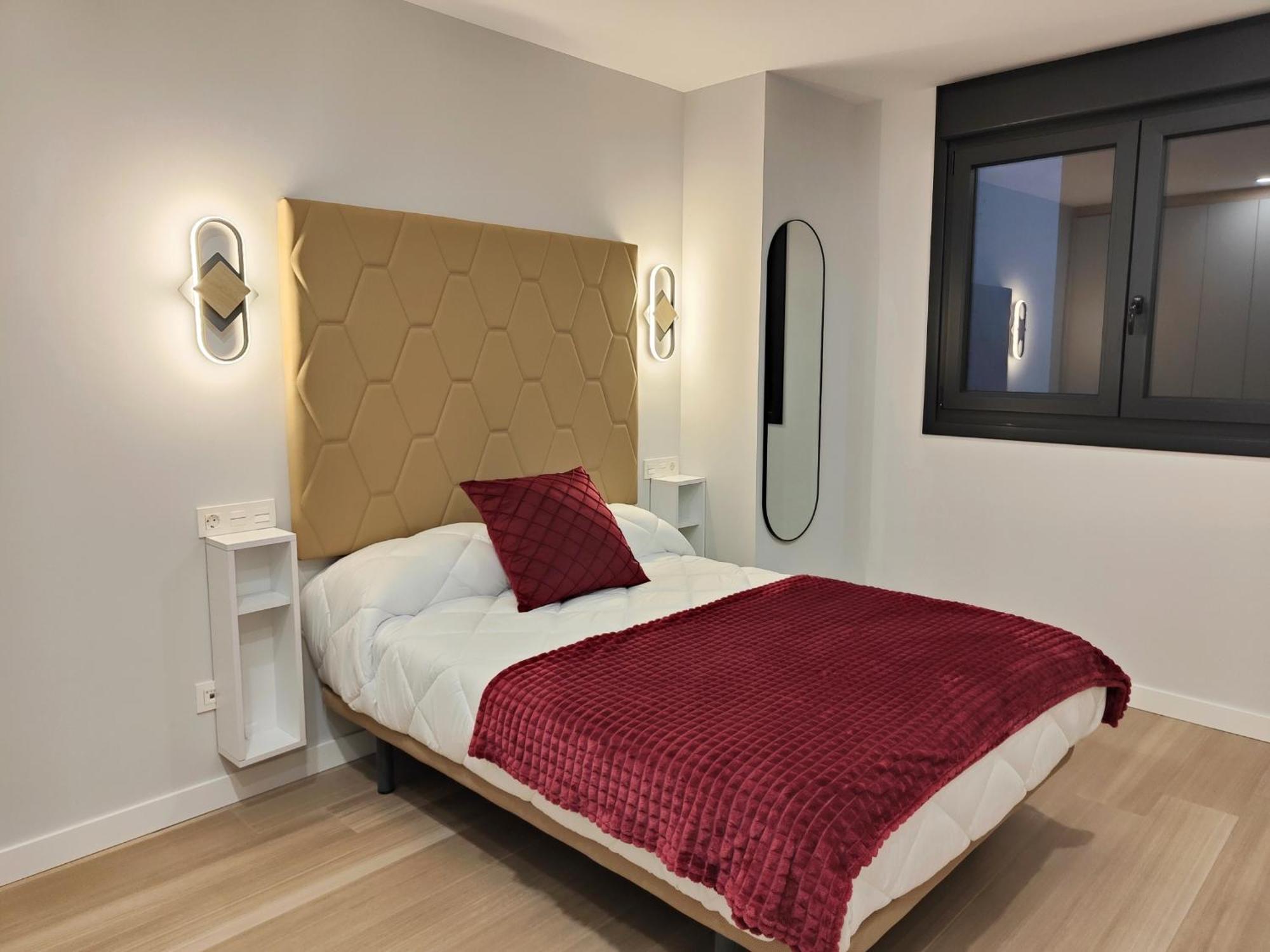 Apartamentos Centro Oviedo Caveda מראה חיצוני תמונה