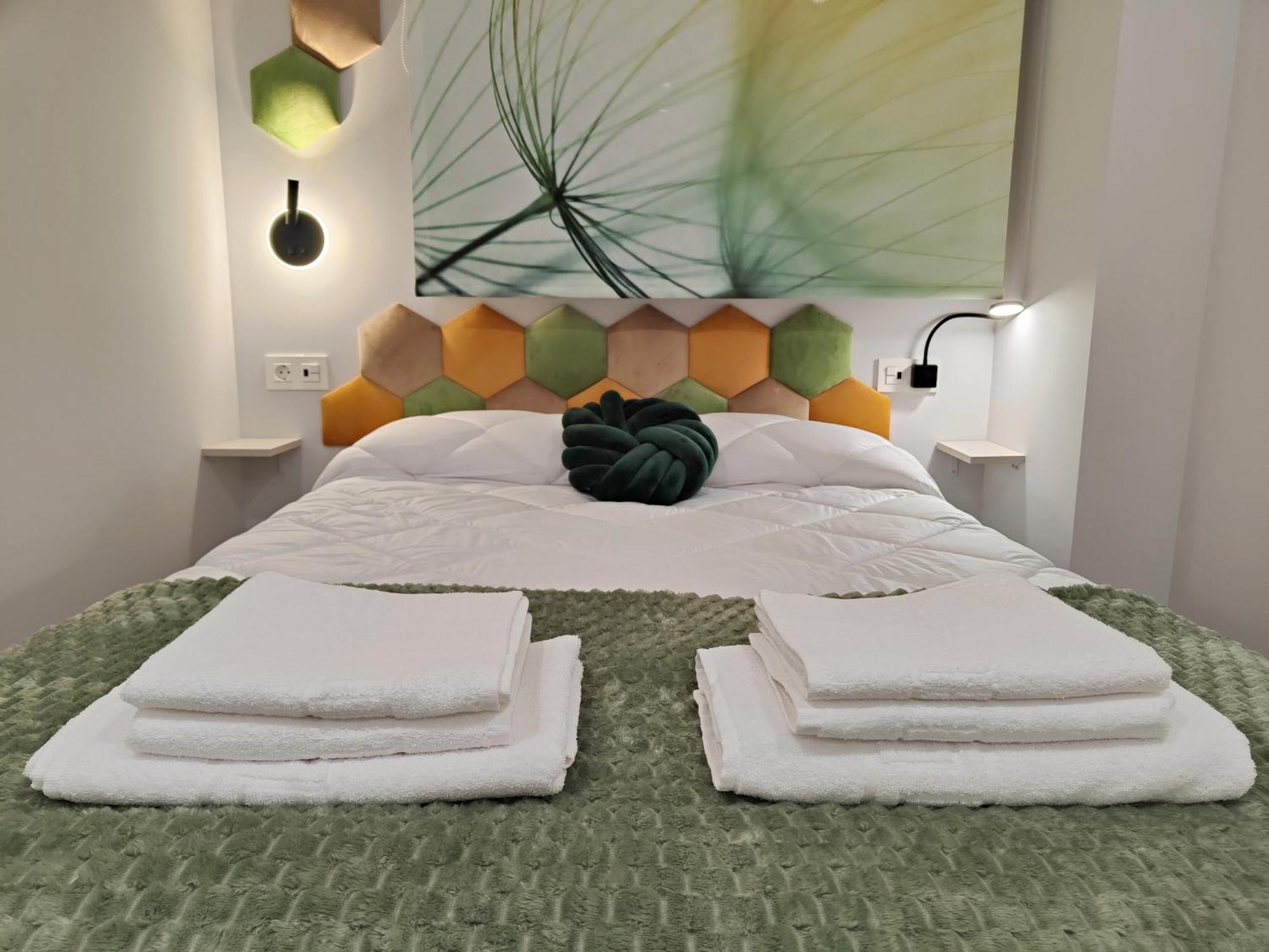 Apartamentos Centro Oviedo Caveda מראה חיצוני תמונה