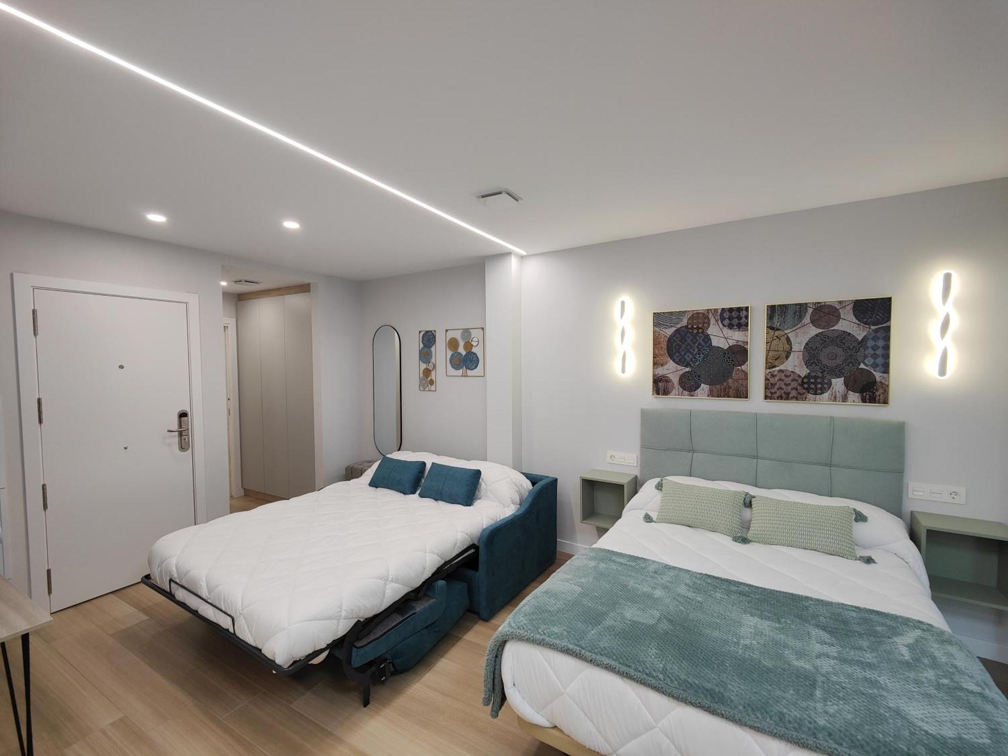 Apartamentos Centro Oviedo Caveda מראה חיצוני תמונה
