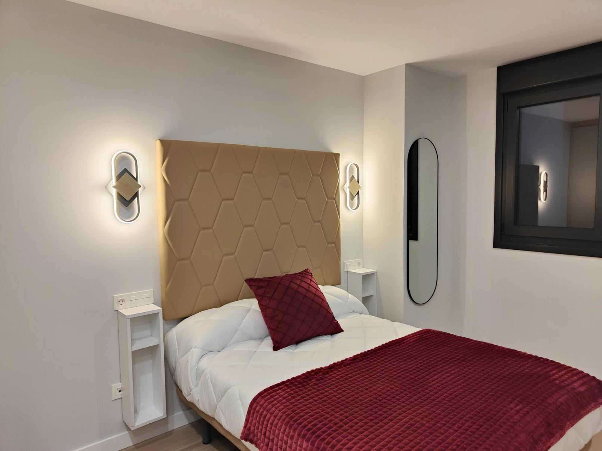 Apartamentos Centro Oviedo Caveda מראה חיצוני תמונה