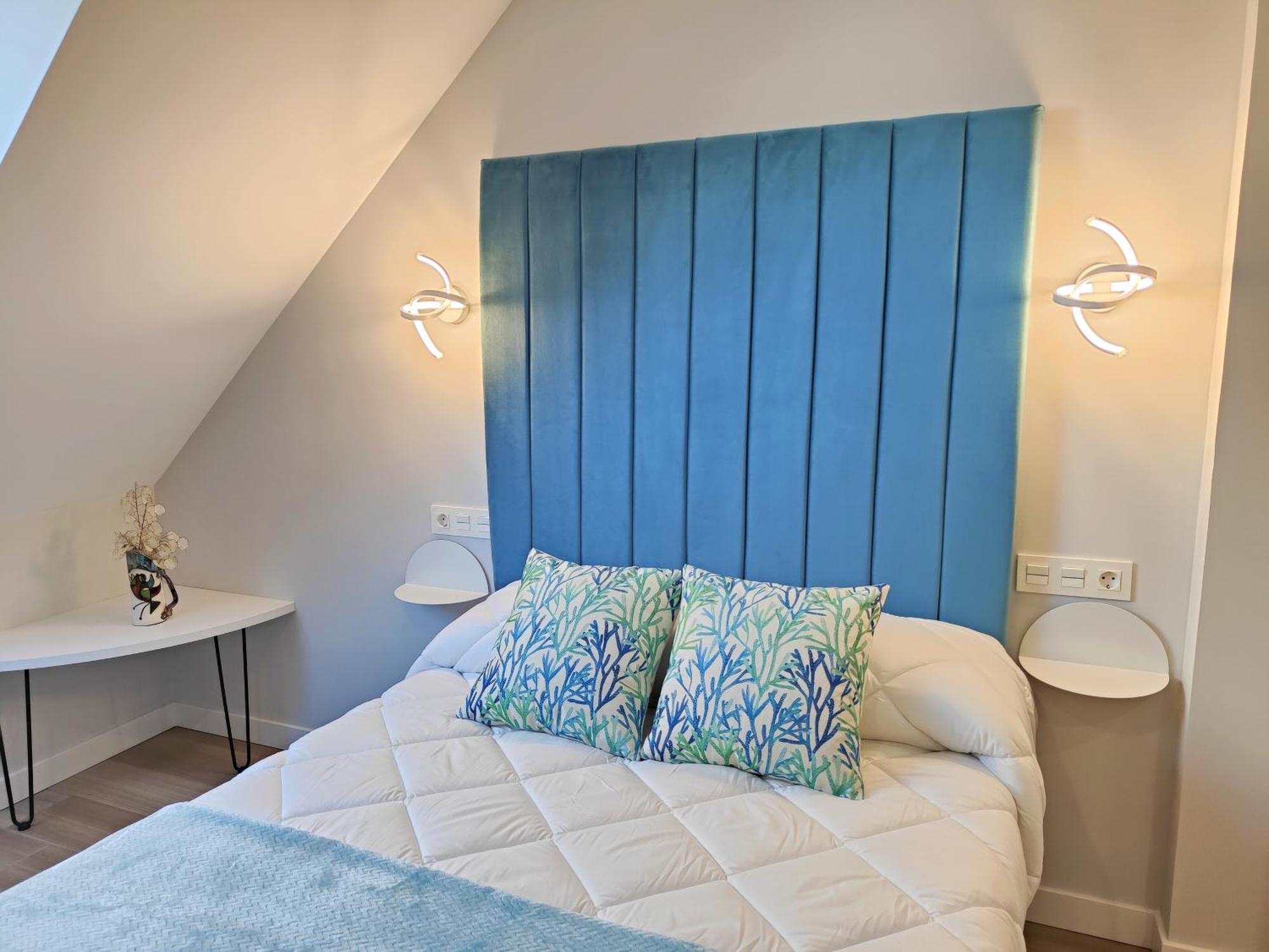 Apartamentos Centro Oviedo Caveda מראה חיצוני תמונה