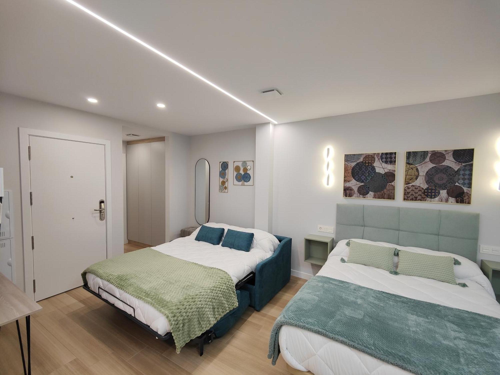 Apartamentos Centro Oviedo Caveda מראה חיצוני תמונה